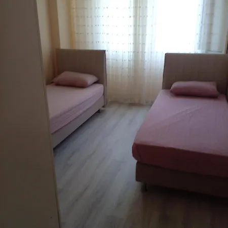 Διαμέρισμα возле торгового центра